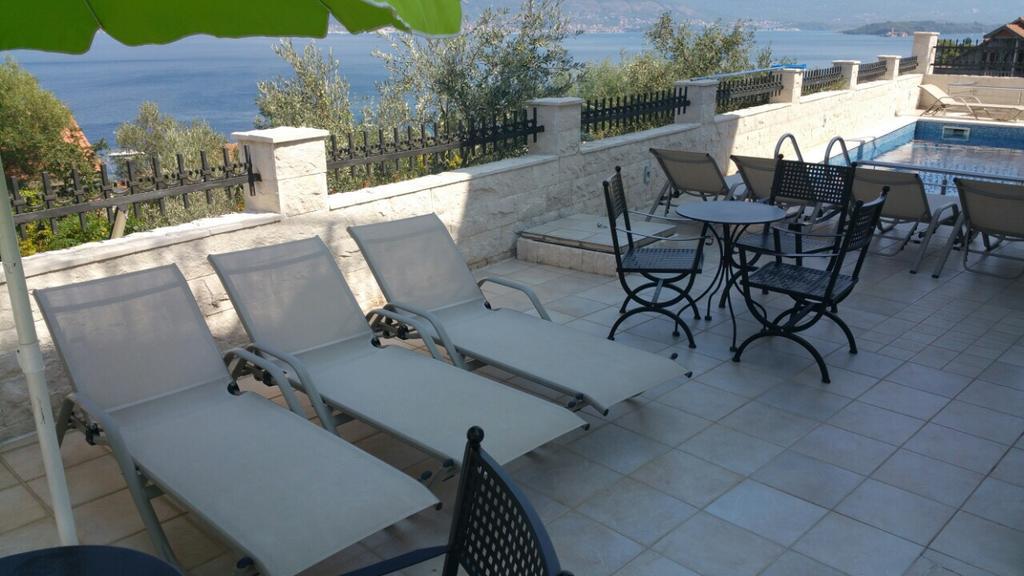 Villa Mare Apartments Tivat Exterior foto